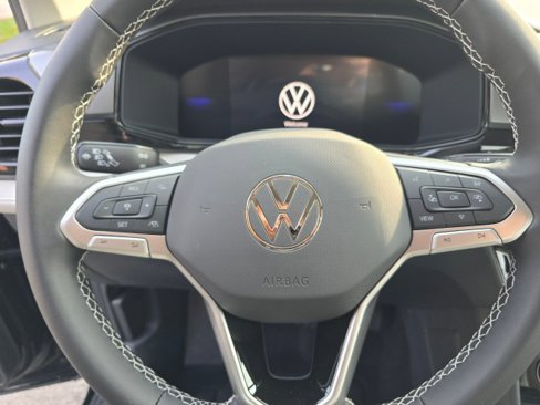 New 2025 Volkswagen Taos S image 27