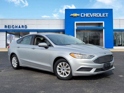 Used 2017 Ford Fusion S image 1