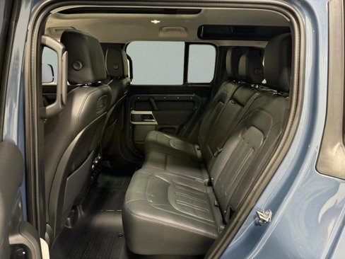Certified 2022 Land Rover Defender 110 SE image 8