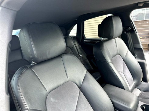Used 2015 Porsche Macan S w/ Infotainment Package image 19