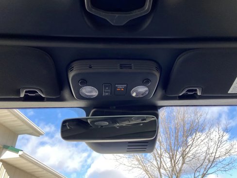 Used 2022 Ford Mustang Premium image 19