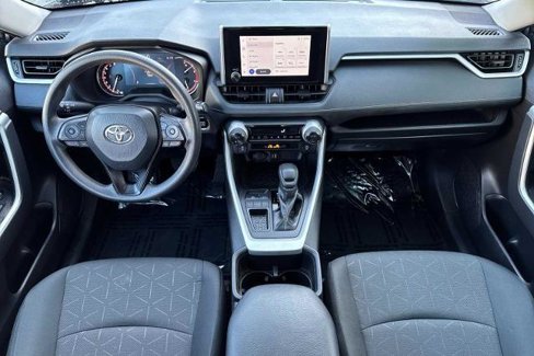 Used 2024 Toyota RAV4 XLE image 15