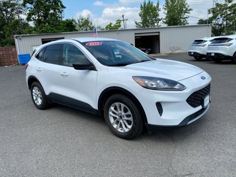 Used 2022 Ford Escape SE w/ Cold Weather Package image 1