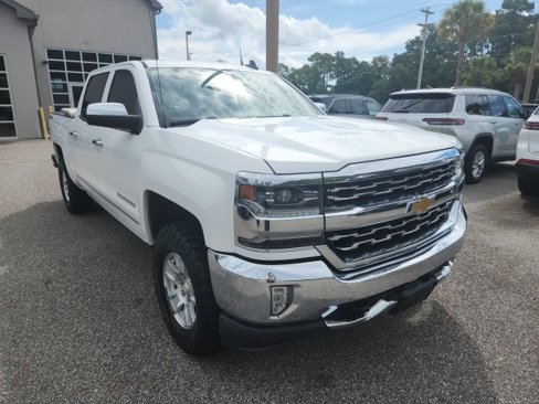 Used 2018 Chevrolet Silverado 1500 LTZ image 2