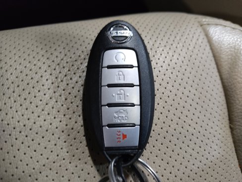 Used 2017 Nissan Altima 3.5 SL w/ 3.5SL Technology Package image 32