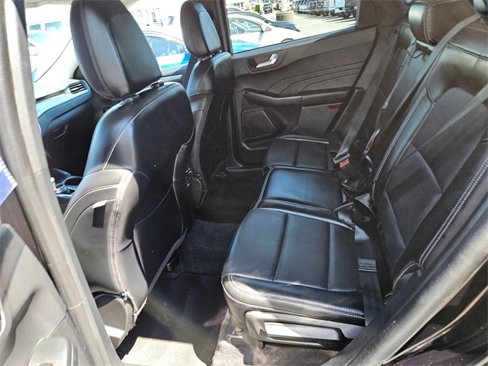 Used 2023 Ford Escape Platinum image 17