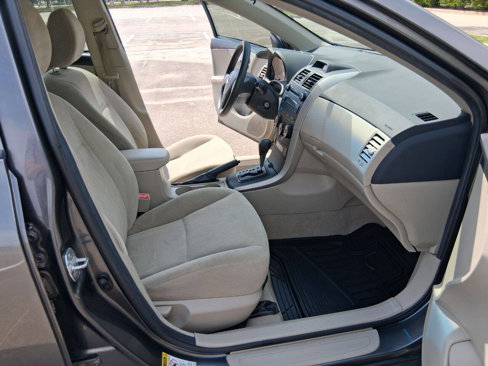 Used 2012 Toyota Corolla L image 11