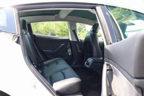 Used 2019 Tesla Model 3 Standard Range Plus image 59