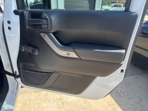Used 2013 Jeep Wrangler Sport image 11