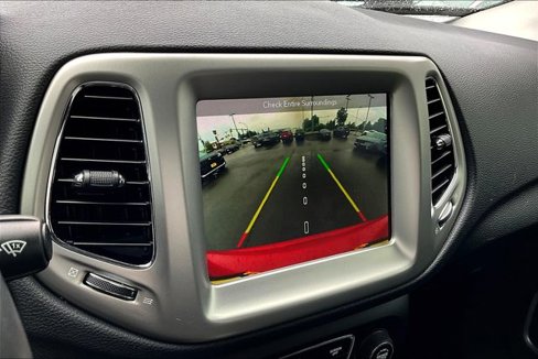 Used 2019 Jeep Compass Latitude w/ Popular Equipment Group image 18