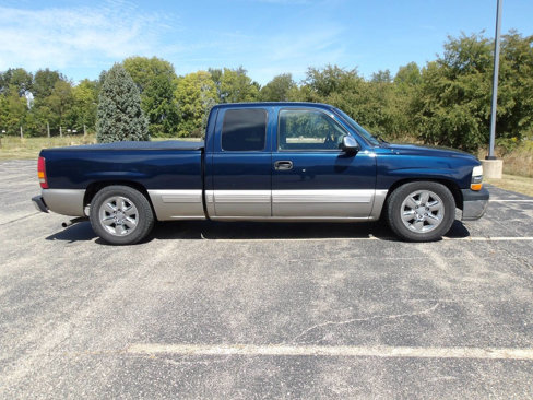 Used 2000 Chevrolet Silverado 1500 LS image 2