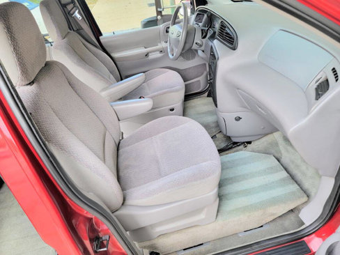 Used 2002 Ford Windstar SE image 5