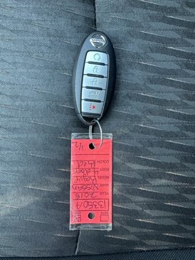 Used 2018 Nissan Rogue SV image 35