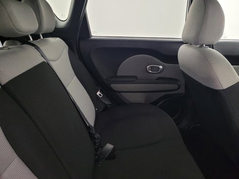 Used 2016 Kia Soul image 19