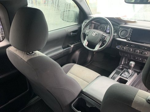 Used 2022 Toyota Tacoma TRD Sport w/ TRD Premium Sport Package image 19