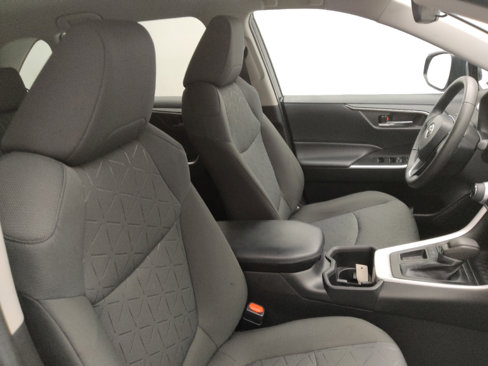Used 2022 Toyota RAV4 XLE image 21