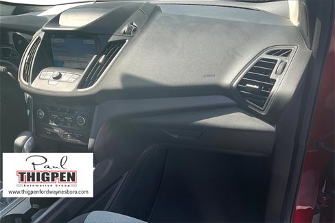 Used 2019 Ford Escape SE image 17