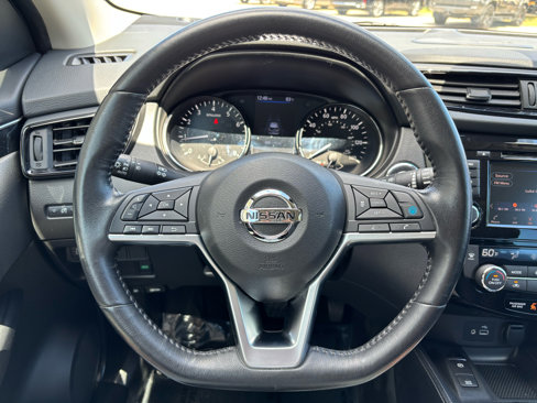 Used 2019 Nissan Rogue Sport SL w/ Premium Package image 11