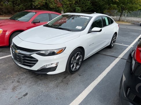 Used 2024 Chevrolet Malibu LT image 1