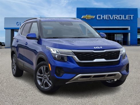 Used 2023 Kia Seltos S w/ Navigation Package image 1
