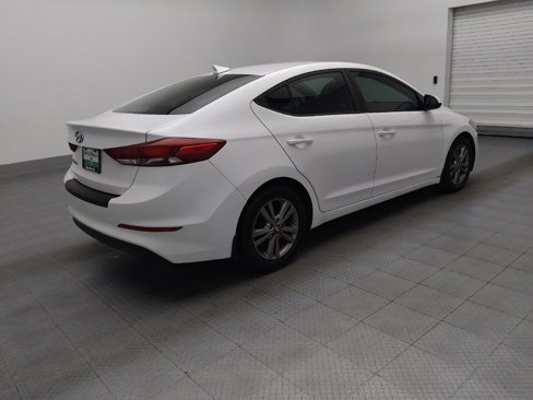 Used 2017 Hyundai Elantra SE image 10