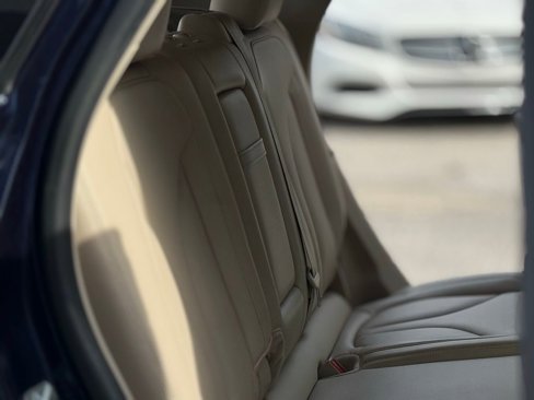 Used 2017 Lincoln MKC Premiere image 32