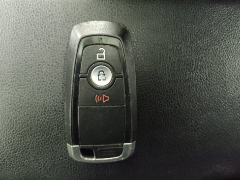 Used 2020 Ford EcoSport Titanium image 32
