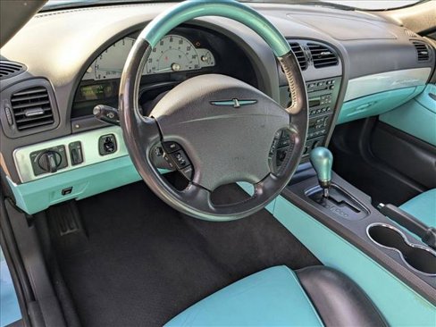 Used 2002 Ford Thunderbird image 10
