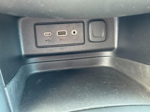 Used 2020 Chevrolet Equinox LT image 22