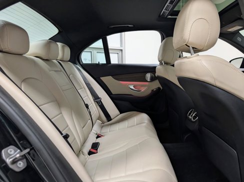 Used 2019 Mercedes-Benz C 300 Sedan image 22