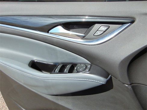 Used 2019 Buick Enclave Essence image 20