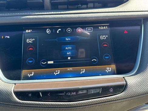 Used 2018 Cadillac XT5 Luxury w/ Driver Awareness Package image 27