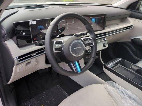 New 2025 Hyundai Elantra SE image 12