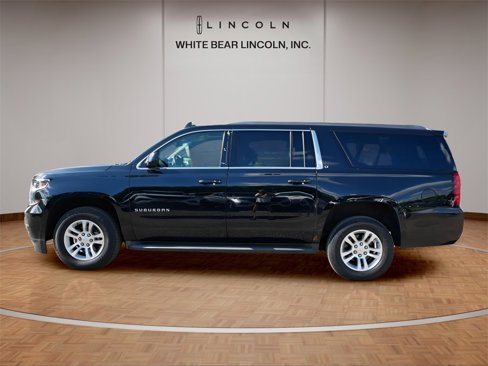 Used 2016 Chevrolet Suburban LT w/ Luxury Package image 19