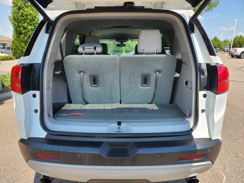 Used 2019 GMC Acadia SLE w/ Driver Alert Package I image 14