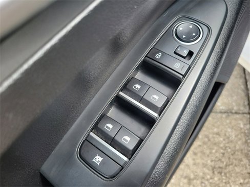Used 2019 Kia Forte LXS image 16