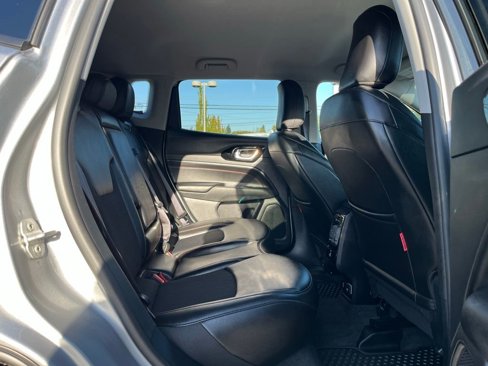 Used 2022 Jeep Compass Trailhawk w/ Trailhawk Convenience Group image 24