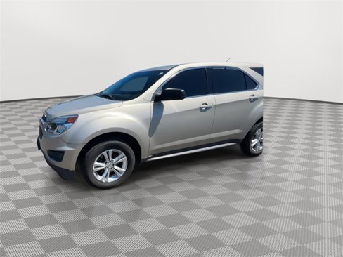 Used 2016 Chevrolet Equinox LS image 5