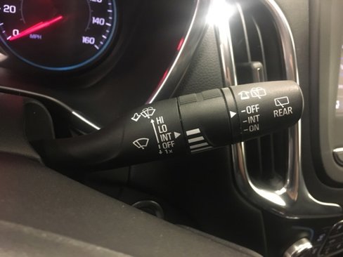 Used 2021 Chevrolet Equinox LT image 29