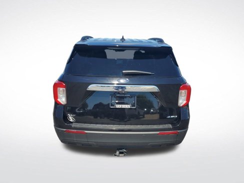 Used 2022 Ford Explorer XLT image 12