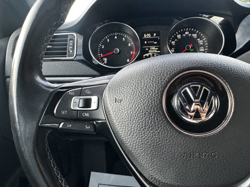 Used 2016 Volkswagen Jetta Sport image 27