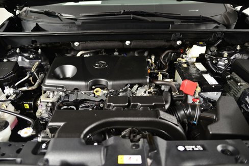 Used 2021 Toyota RAV4 XLE image 17