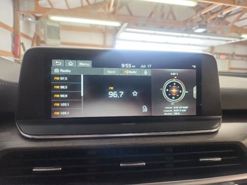Used 2020 Kia Telluride EX image 17