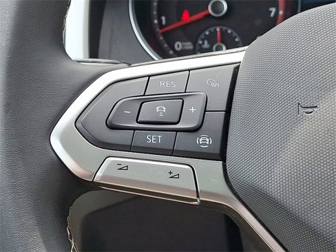 Used 2021 Volkswagen Atlas SE image 23