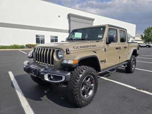 Used 2020 Jeep Gladiator Sport w/ Quick Order Package 24S image 18
