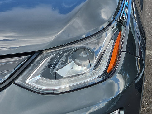 Used 2020 Chevrolet Bolt Premier w/ Infotainment Package image 4