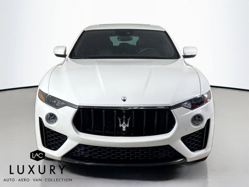 Used 2023 Maserati Levante Modena image 9