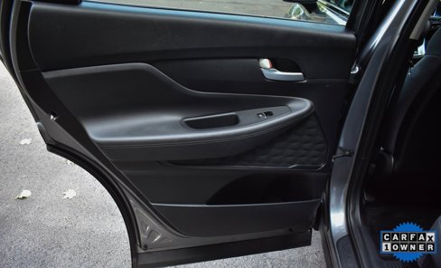 Used 2019 Hyundai Santa Fe SEL image 18