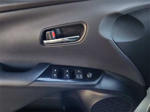Used 2016 Toyota Prius Three image 25