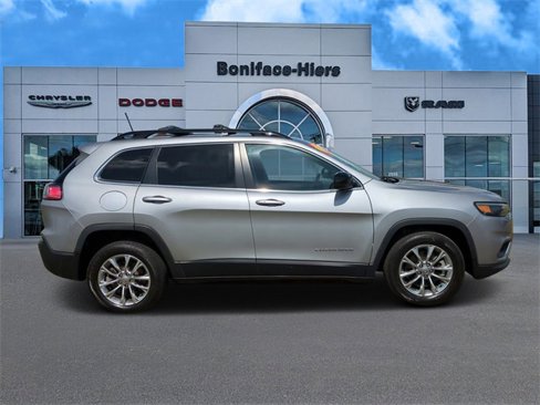Used 2022 Jeep Cherokee Latitude Lux w/ Sun & Sound Group image 3
